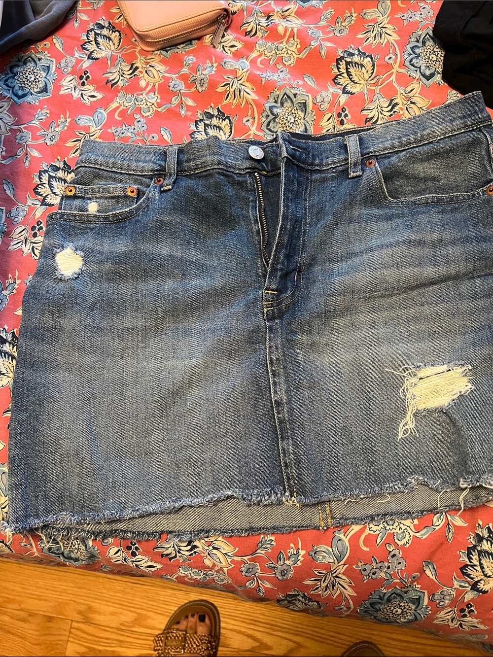 GAP Blue Distressed Denim Mini Skirt